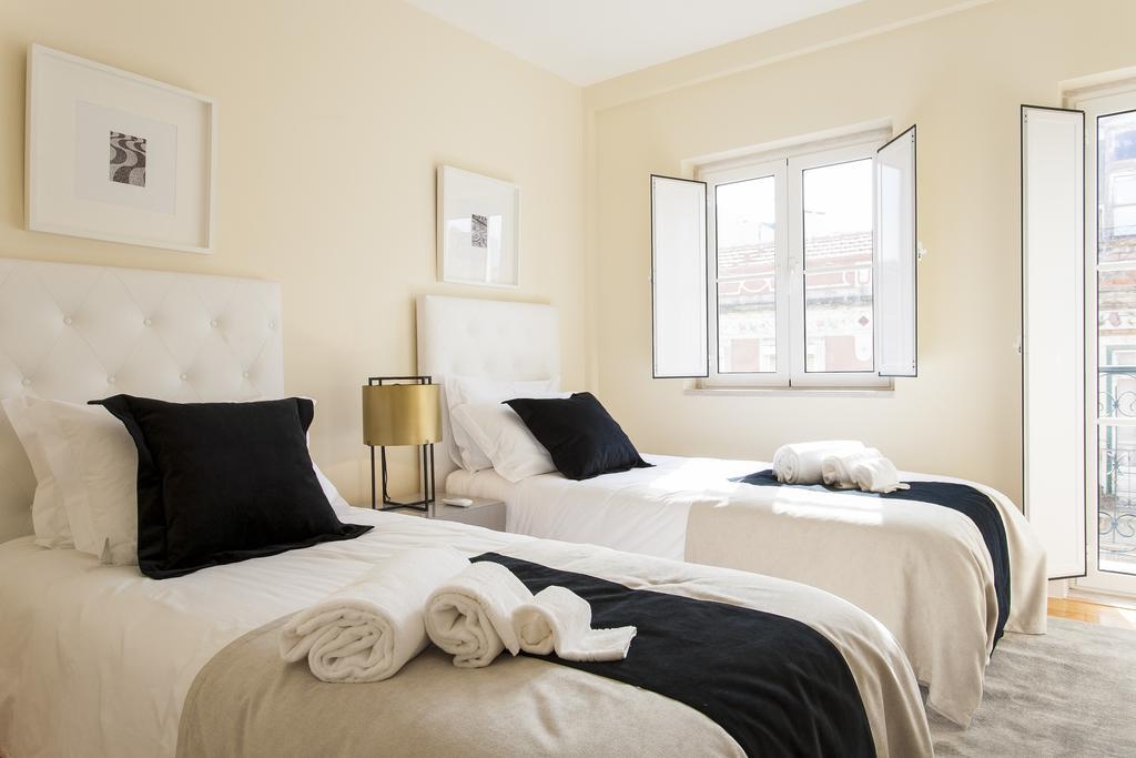Joivy Graca Deluxe Apartments Lisbon Luaran gambar
